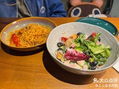-JINNS锦时 steak&pizza(浸信会礼拜堂旧址店)