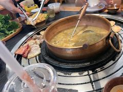 -阿山卓·野生菌火锅·纳西火塘烤肉