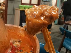 鸡肉锅-超越炭火牛蛙火锅鸡(河东店)