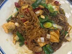 -蓝田九大碗民俗食府(蓝田店)