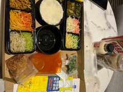 -包整·丝娃娃(一览甲秀楼风景店)