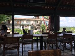 -喜洲吧·江畔老船厂·庭院餐厅(喜临院店)