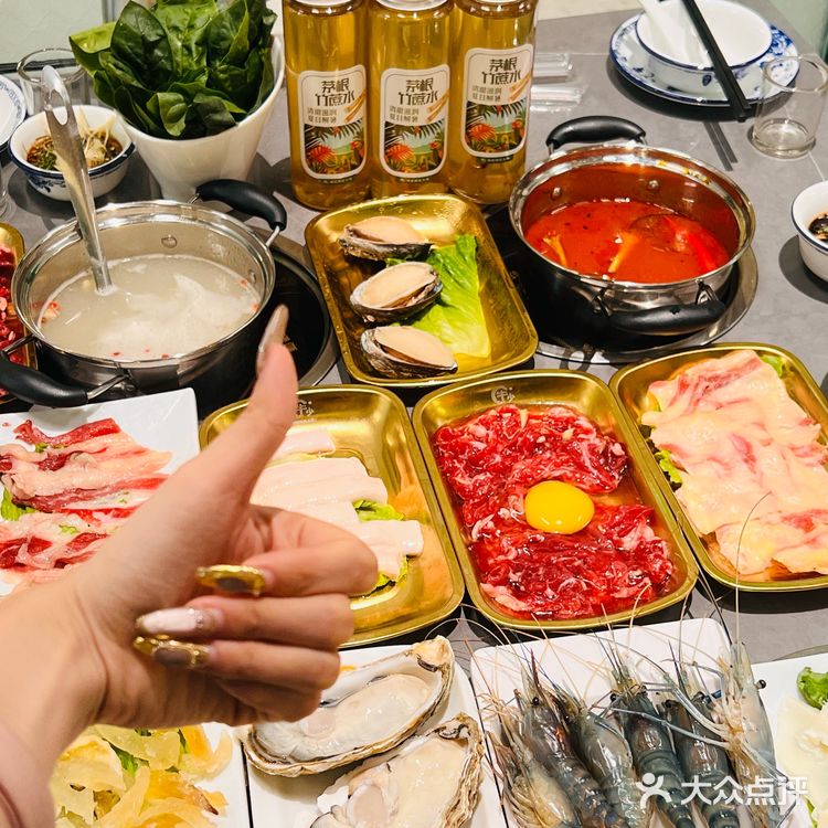 你永远可以相信顺德的这家粥底火锅！