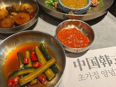 -草家酱蟹炭火烤肉店(珲春南路一店)