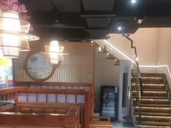 -汉城烤肉·黑金冠(华山路店)