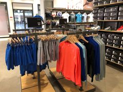 -UNDER ARMOUR(新燕莎奥莱店)