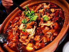 肥肠牛蛙砂锅-马头巷·食景园(苏州总店)