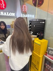 -YOUNG漾沙龙