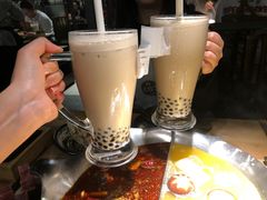 -湊湊火锅·茶憩(杭州湖滨银泰in77店)