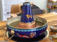-毛辣果·贵州红酸汤牛肉火锅(西单店)