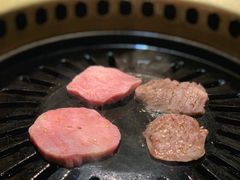 -炼火烤肉店