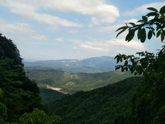 -峨眉山报国寺