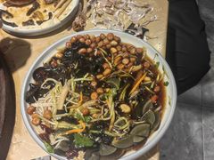 -万里闯关东铁锅炖菜馆(高新旗舰店)