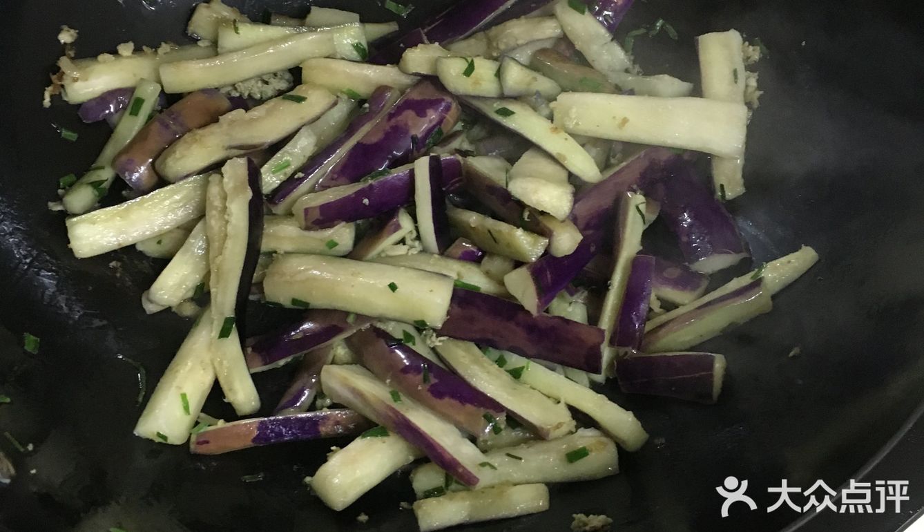 不烧不知道一烧吓一跳，茄子里面竟然有这么多料