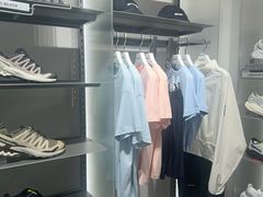-SALOMON萨洛蒙(长沙国金街店)