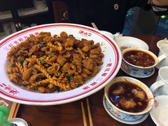 -炉小二铜锅牛蛙•川湘菜(三里屯店)