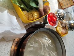 -润园四季椰子鸡火锅(海上世界店)
