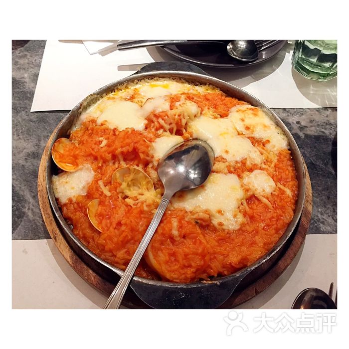 海鲜铁板茄汁焗饭