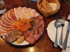-羽深肉铺 Steak & Wine