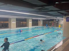 -小海豚国际游泳培训中心(浦东塘桥店)