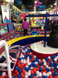 -开心哈乐亲子乐园(东森时尚百货店)