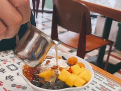 -堂屋糖水店(愚园店)