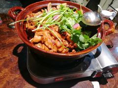 -胡须佬鸡煲四季火锅(海雅缤纷城店)