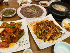 -长寿参鸡汤(朝韩风情街店)