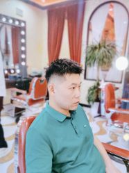 -东方先生国潮男士理发馆