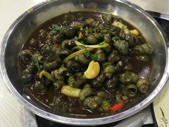 -虾弄弄海派小龙虾·牛羊蝎子火锅