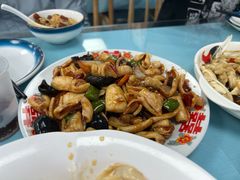 -崴海渔村(虹梅路店)