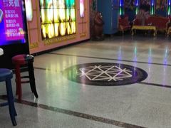 -歌莱美KTV x 星唱纯K·联名店(长虹路店)