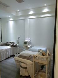 -F.N冻龄皮肤管理中心