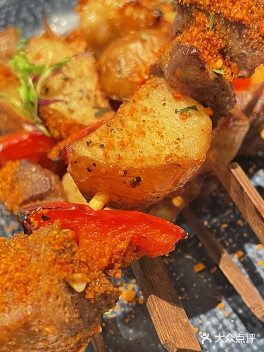 阿妮叶李(光谷世界城店)日式串烧拼盘图片