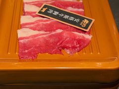 -牛YO寿喜烧·铁板烧和牛火锅自助(市府恒隆店)
