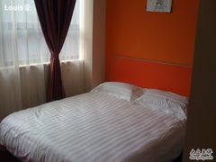 大床房2-莫泰酒店(上海市北工业园区江场西路店)