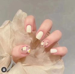 -悦指间美甲美睫