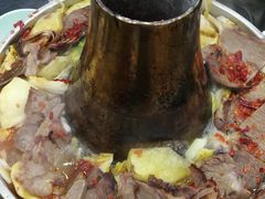 -撒拉人家.酸菜牦牛肉火锅