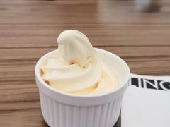 香草大溪地冰淇淋-玲婧胡同·生日蛋糕·餐厅(嘉里城店)