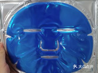 操作流程:1:清洁面部;2:取5-6粒深海珍珠