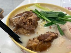 -谭仔米线(皇庭广场店)