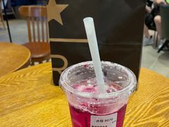 -星巴克臻选(济南万达店)