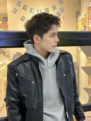 -一家只做男发烫染的店
