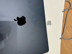 -Apple零售店(华贸购物中心店)