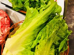 -鲜入围煮花胶鸡海鲜火锅