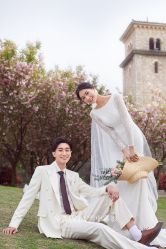 -雪中彩影婚纱摄影·微光艺术中心