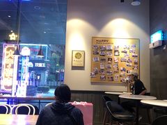 -巴黎贝甜(大宁国际商业广场店)