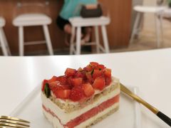 夏季限定草莓西瓜蛋糕-1/4 ONE QUARTER COFFEE LAB(朝阳大悦城店)