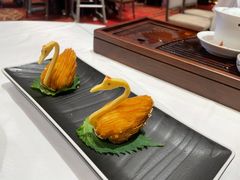 栗茸天鹅酥-白天鹅宾馆-宏图府餐厅