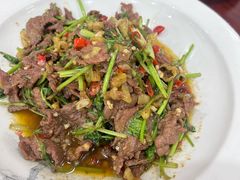 -湖南人家湘菜馆(镇江路店)